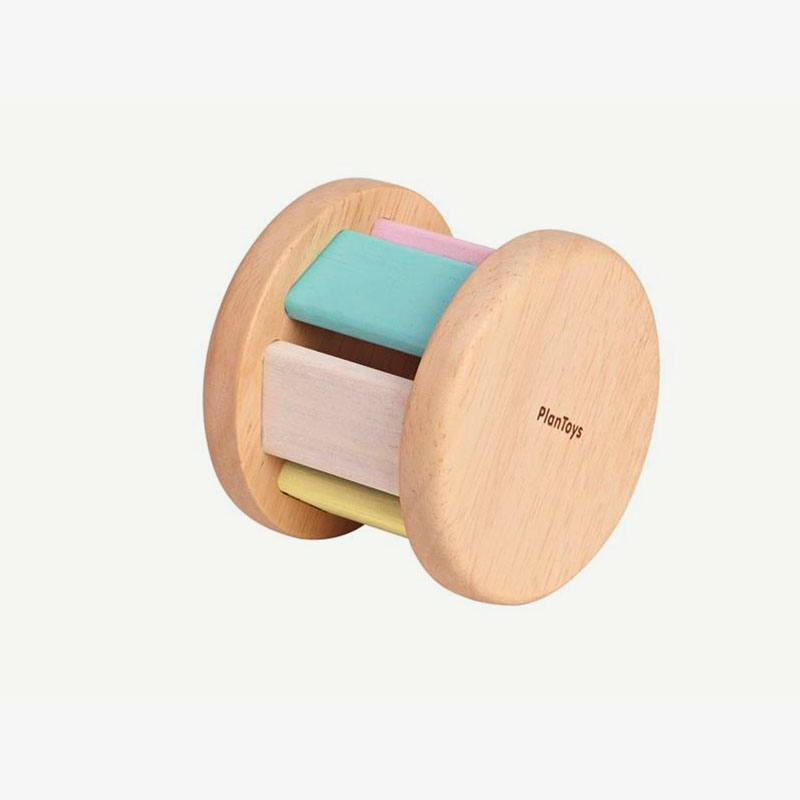 rueda de madera de colores pastel